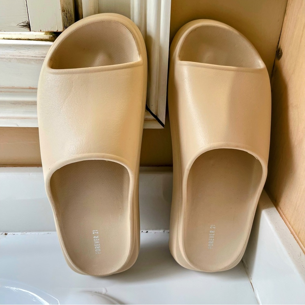 Forever 21 Women's Slide Sandals